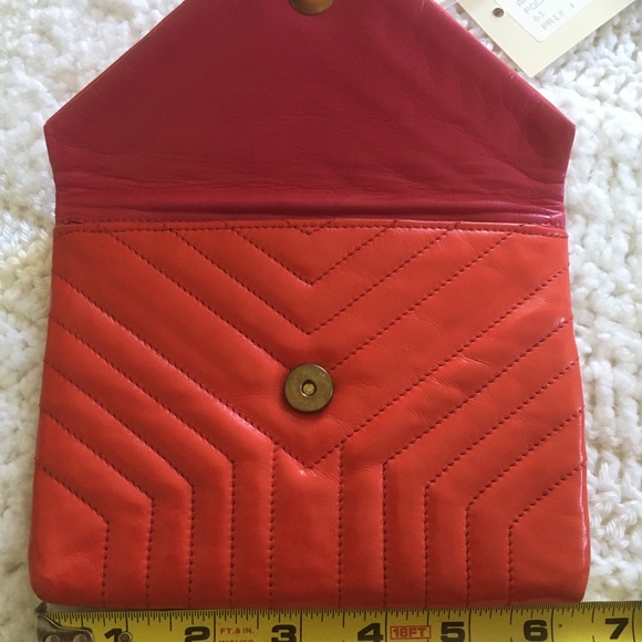 Yves Saint Laurent Vintage Clutch - Picture 7 of 16